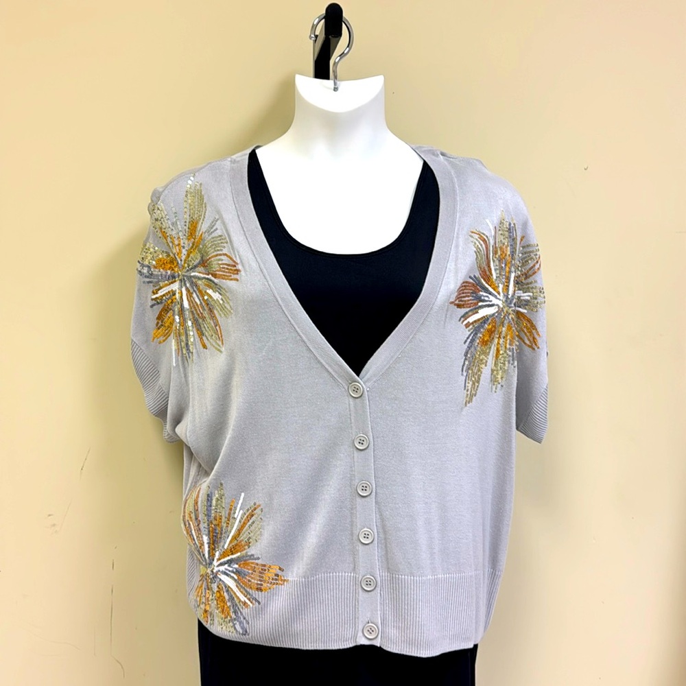 Plus size INC gray short sleeve sweater